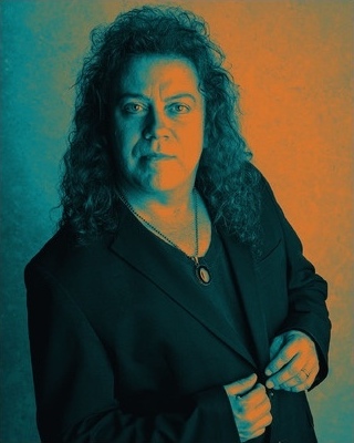 Bryan Graves, Vocals / Guitar